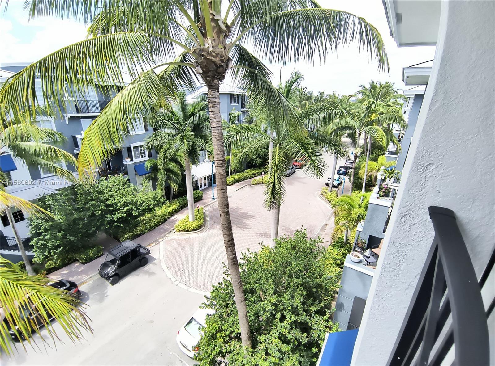 PINEAPPLE GROVE VILLAGE C - Residential Lease