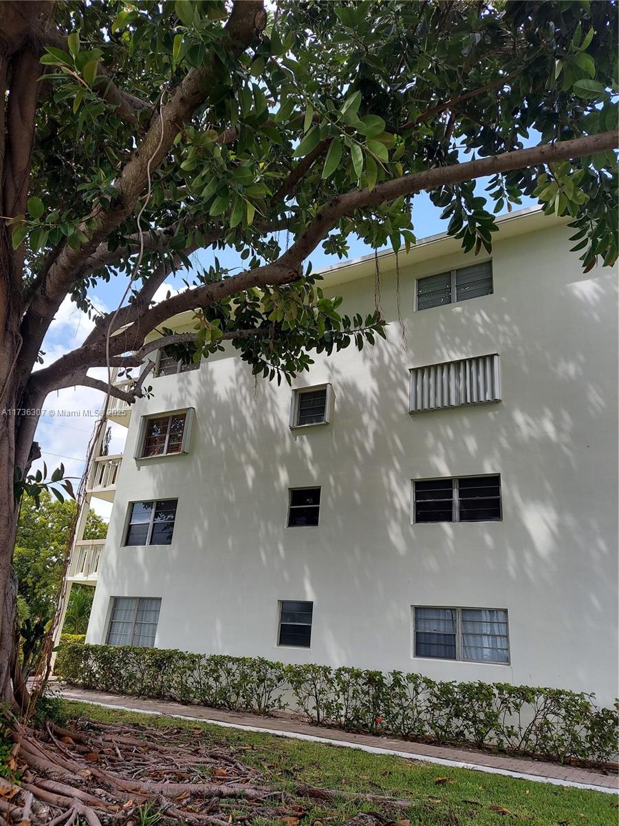 Property for Sale at Address Not Disclosed, Deerfield Beach, Broward County, Florida - Bedrooms: 2 
Bathrooms: 2  - $179,900