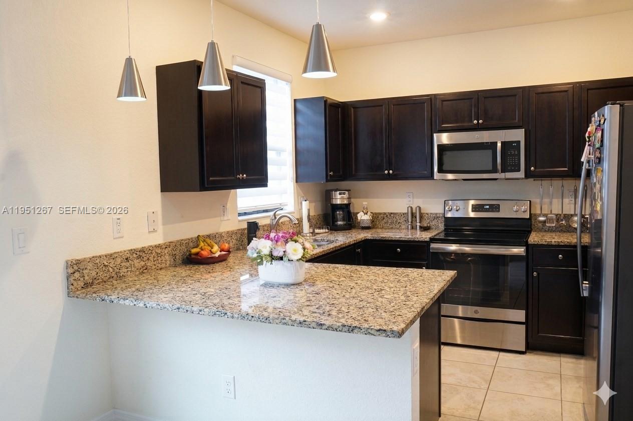 AQUABELLA SECTION ONE - Residential