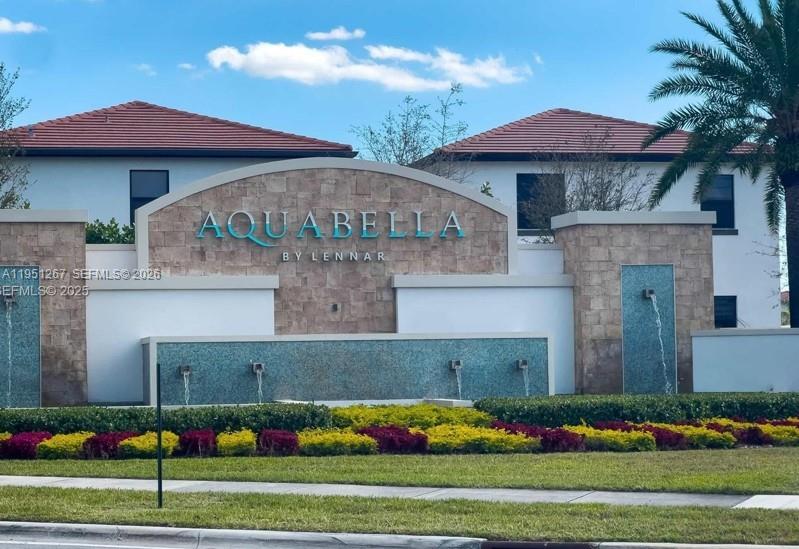 AQUABELLA SECTION ONE - Residential