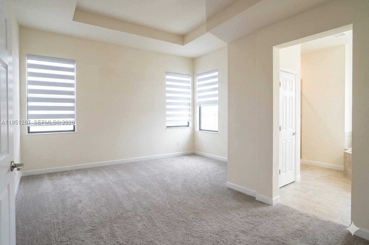 AQUABELLA SECTION ONE - Residential