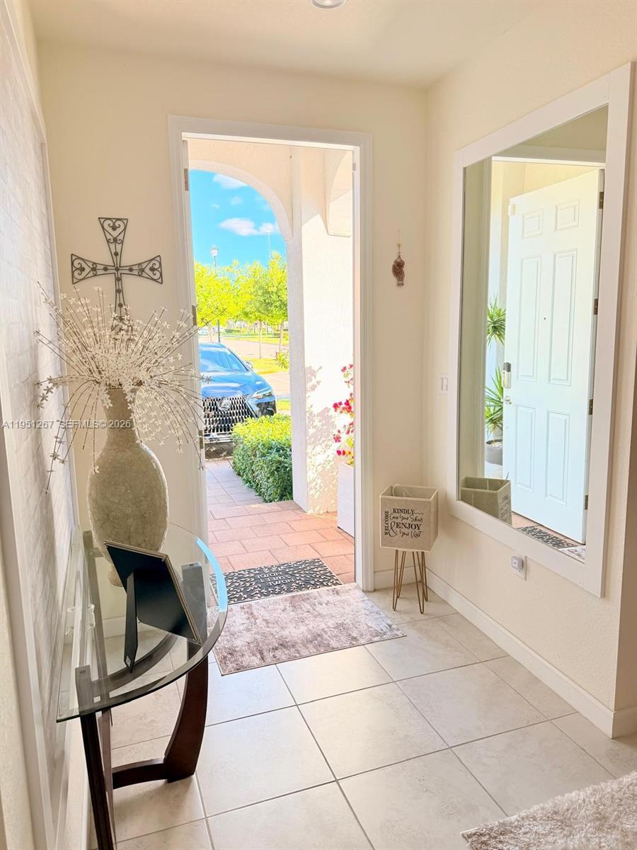 AQUABELLA SECTION ONE - Residential