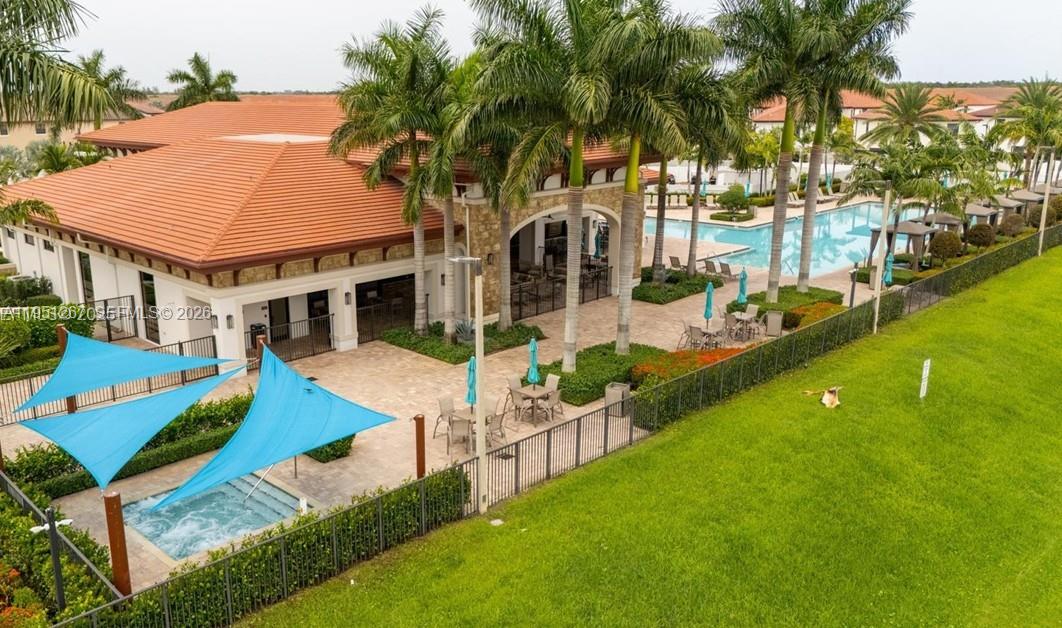 AQUABELLA SECTION ONE - Residential