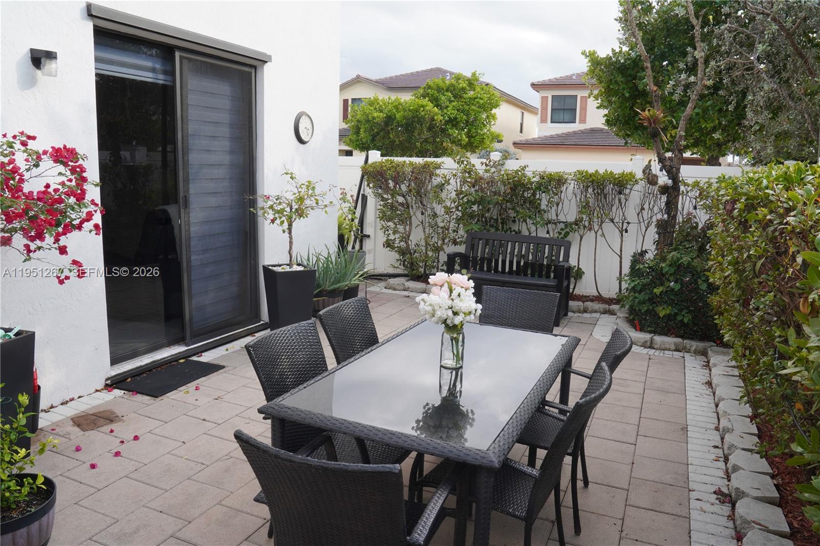 AQUABELLA SECTION ONE - Residential