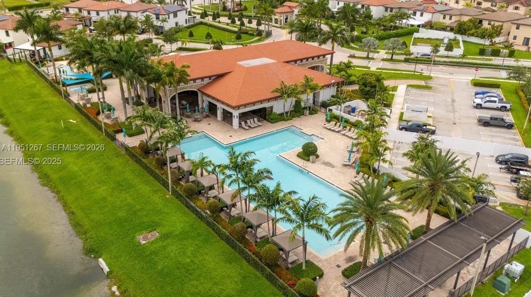 AQUABELLA SECTION ONE - Residential