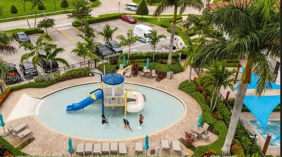 AQUABELLA SECTION ONE - Residential