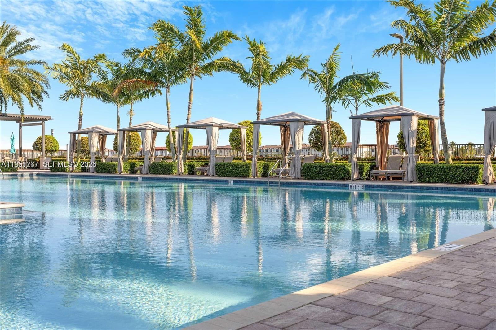 AQUABELLA SECTION ONE - Residential