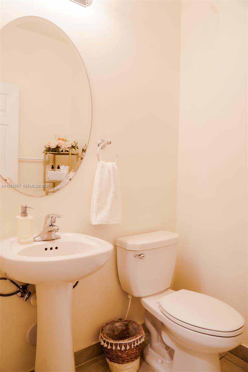 AQUABELLA SECTION ONE - Residential