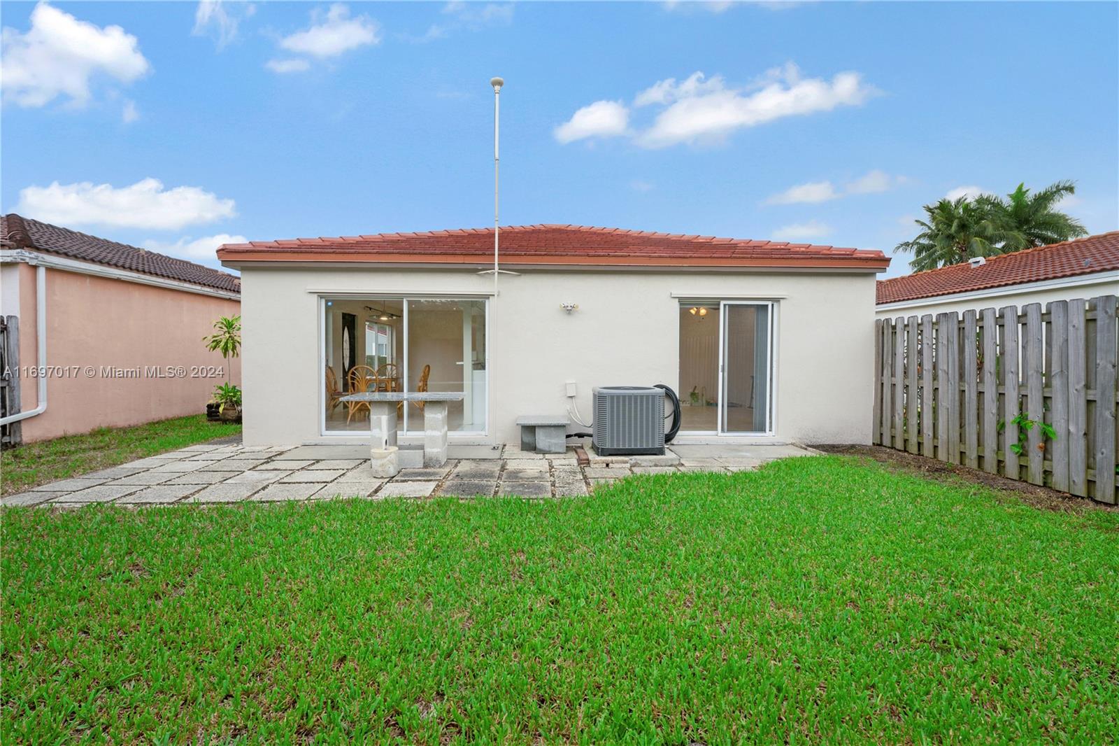 WEITZER SERENA LAKES WEST - Residential