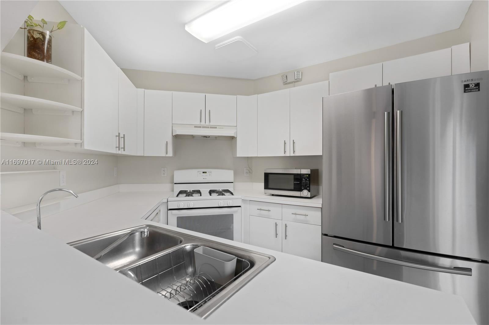 WEITZER SERENA LAKES WEST - Residential