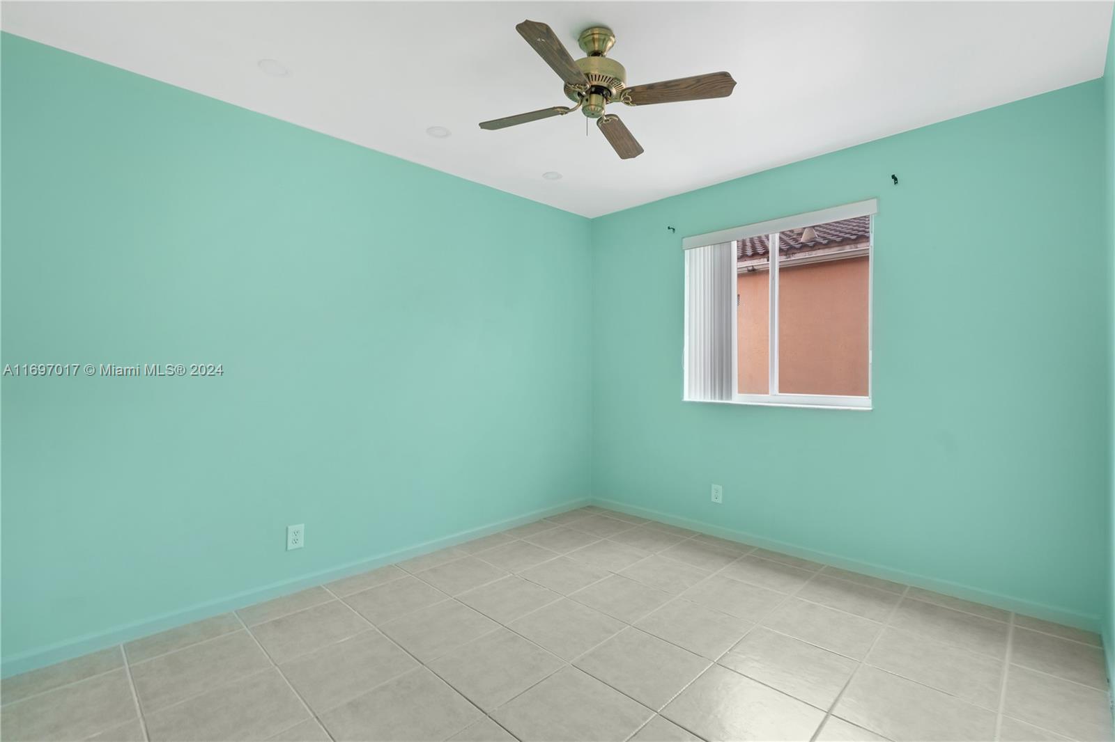 WEITZER SERENA LAKES WEST - Residential