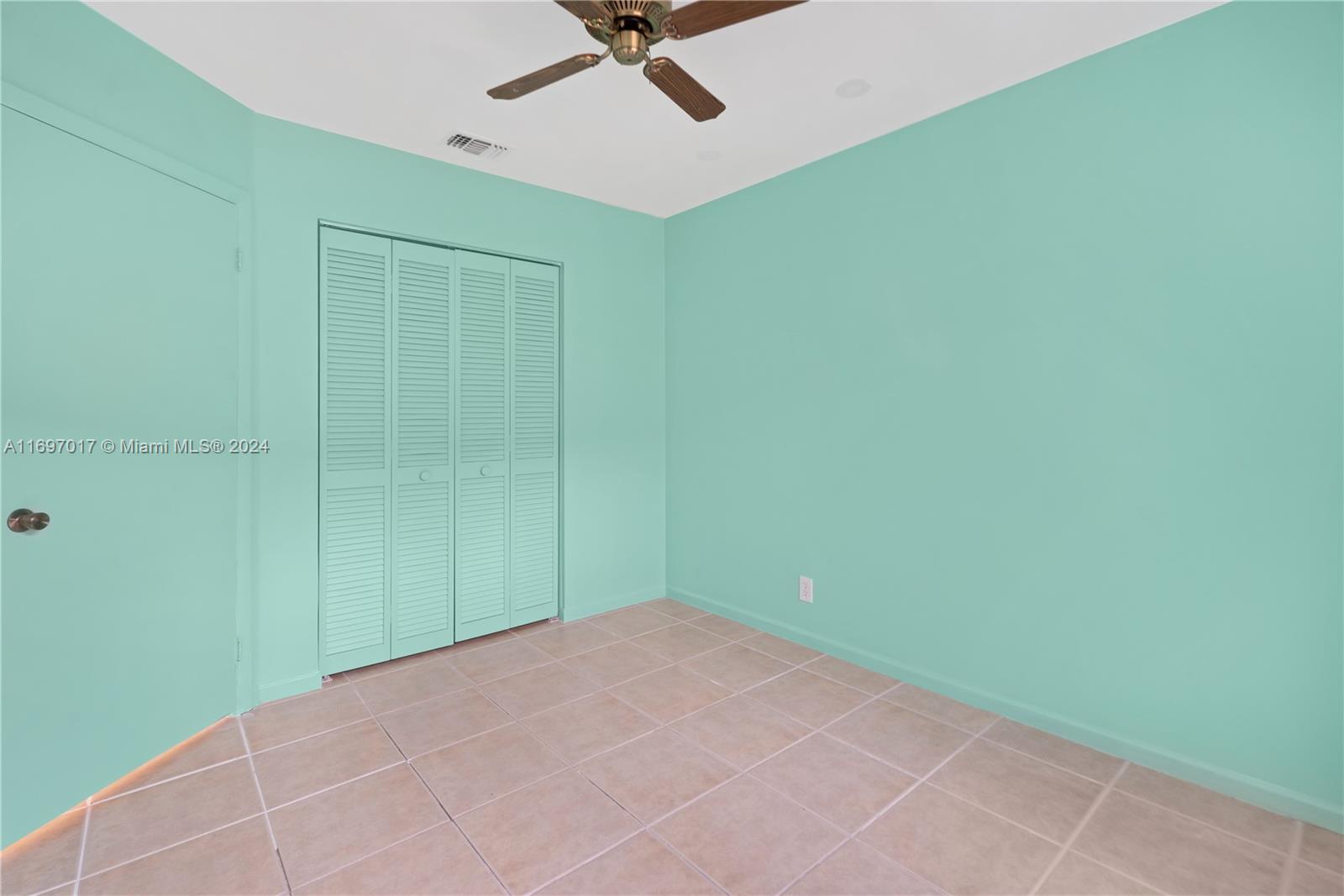 WEITZER SERENA LAKES WEST - Residential