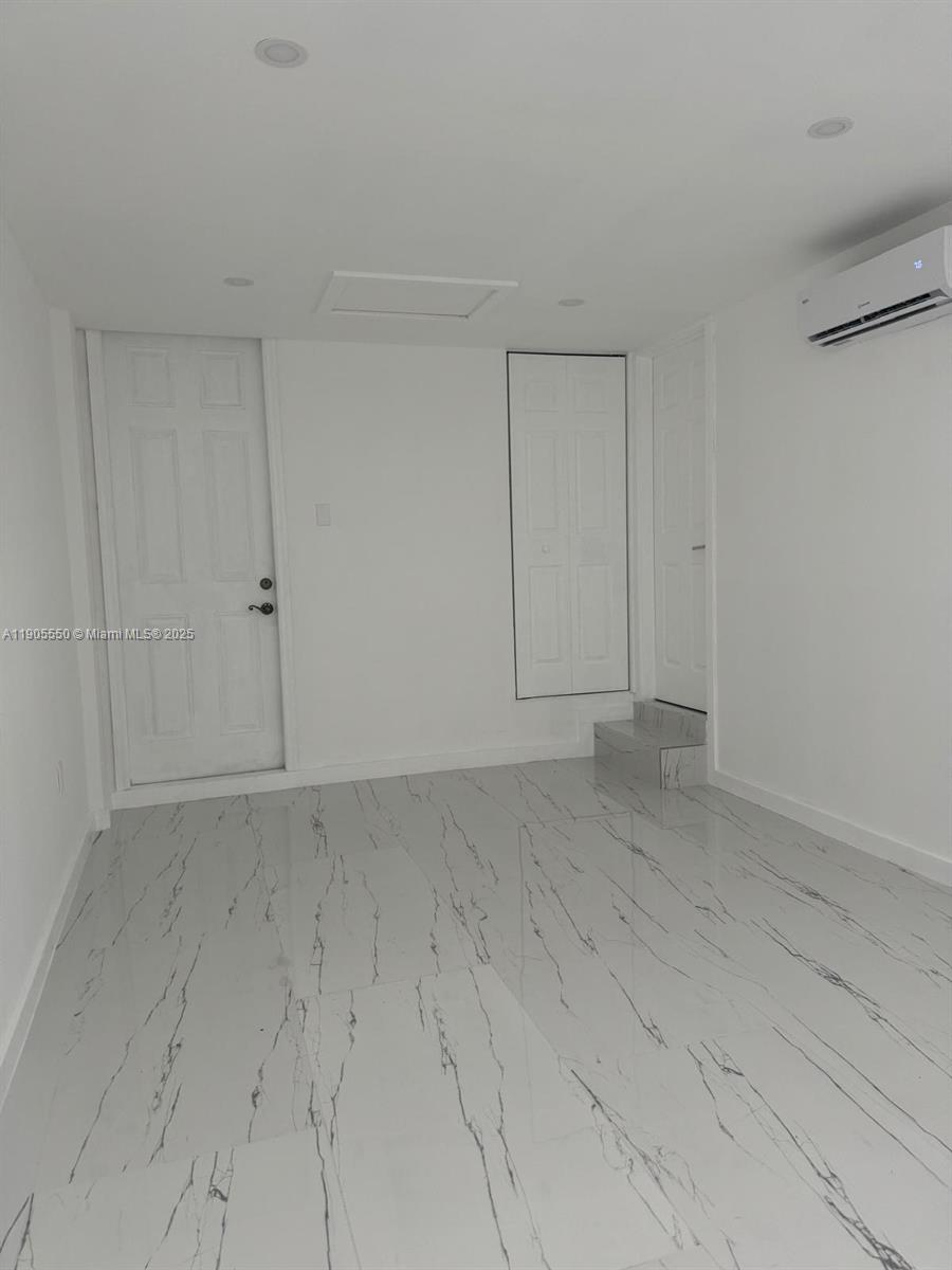 CEDAR WEST ESTATES - Residential Lease