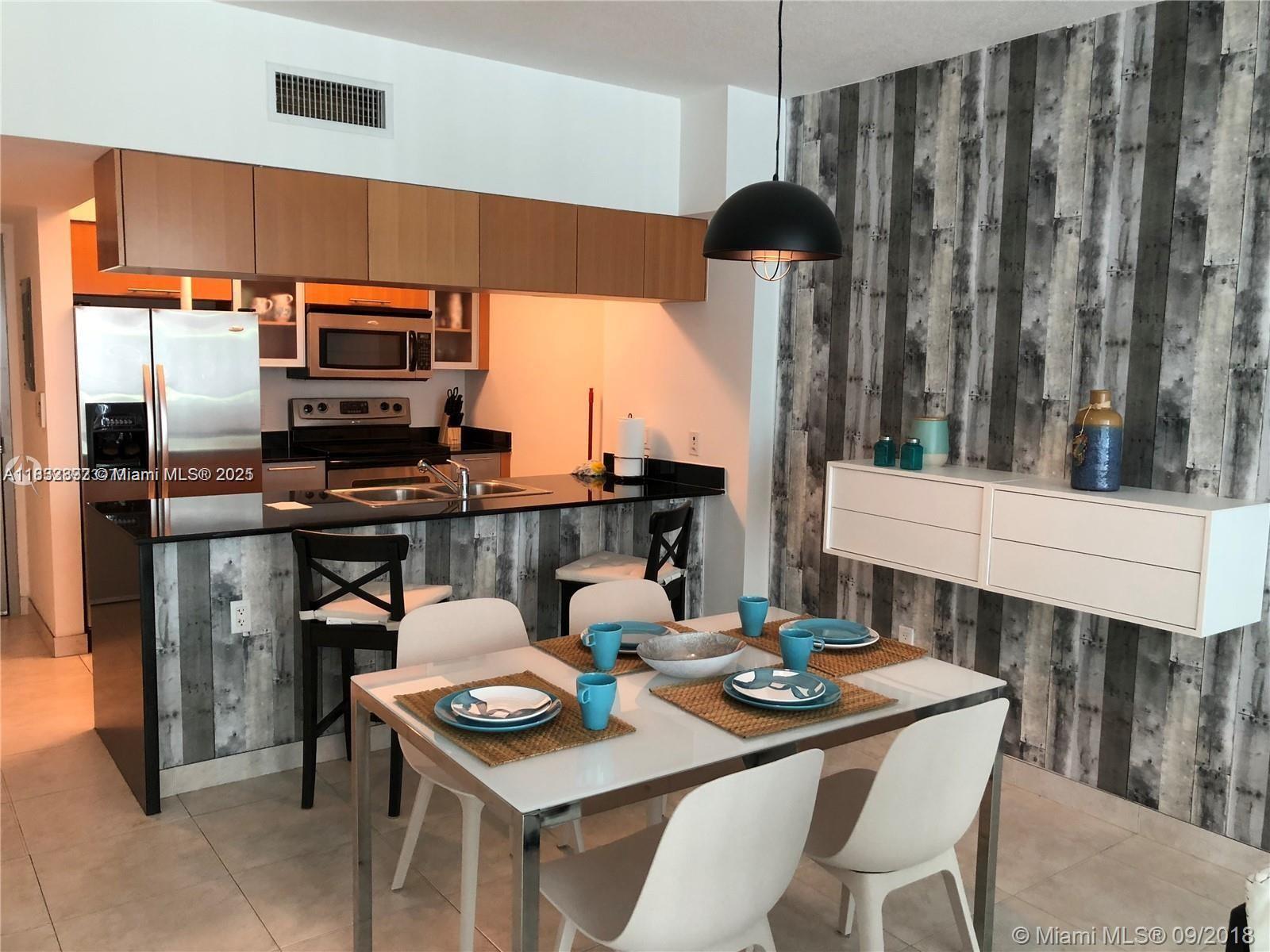 1750 N Bayshore Dr 1705