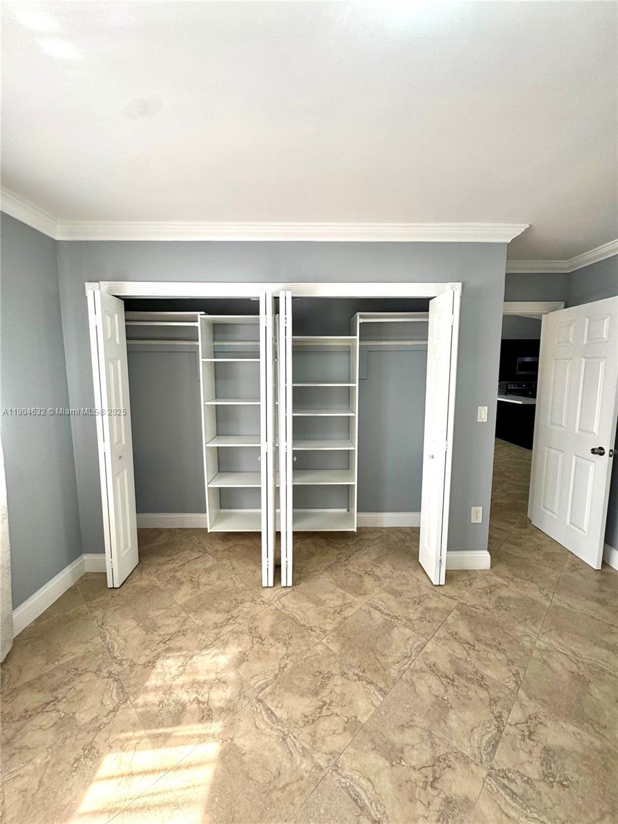 EL PRADO XI CONDO - Residential Lease