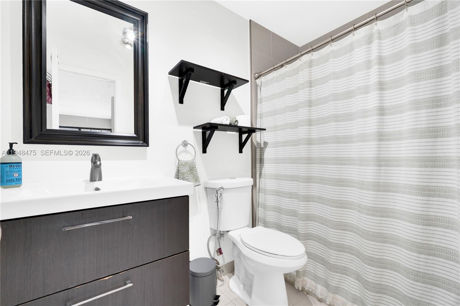 CARMEL LAKES CONDO NO 9 - Residential