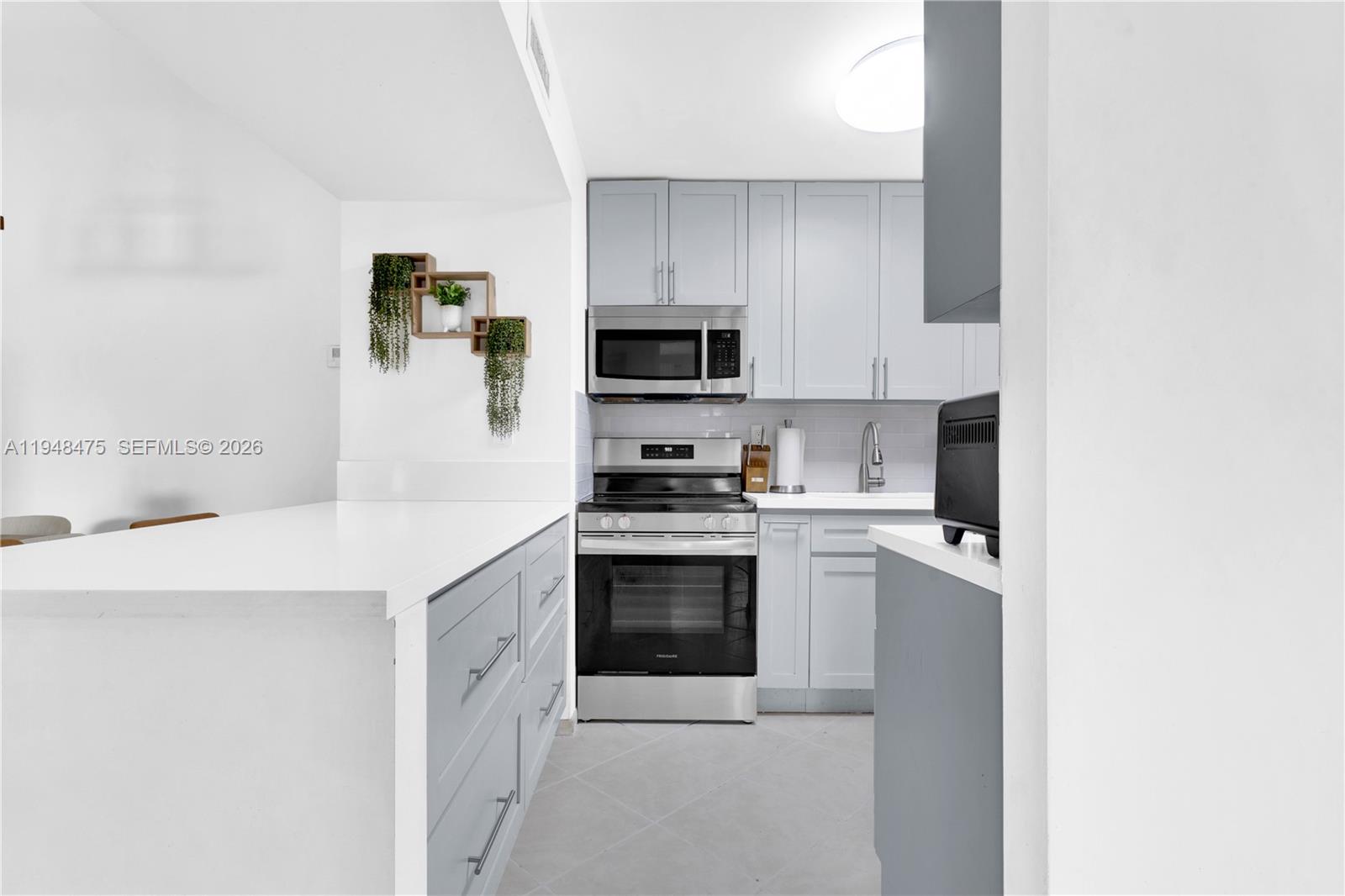 CARMEL LAKES CONDO NO 9 - Residential