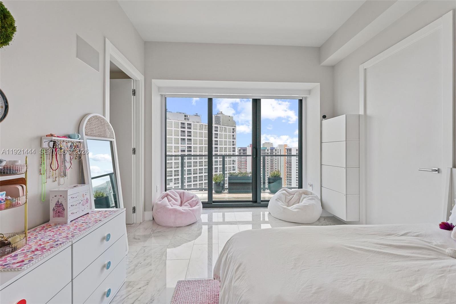 ECHO BRICKELL CONDO - Residential