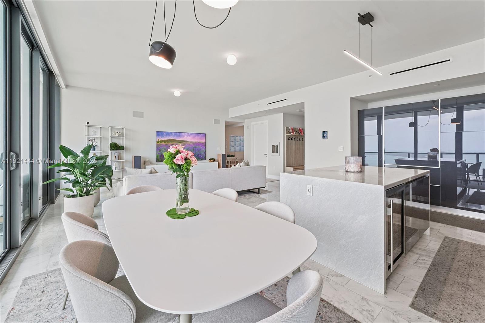 1451 Brickell Ave 2802