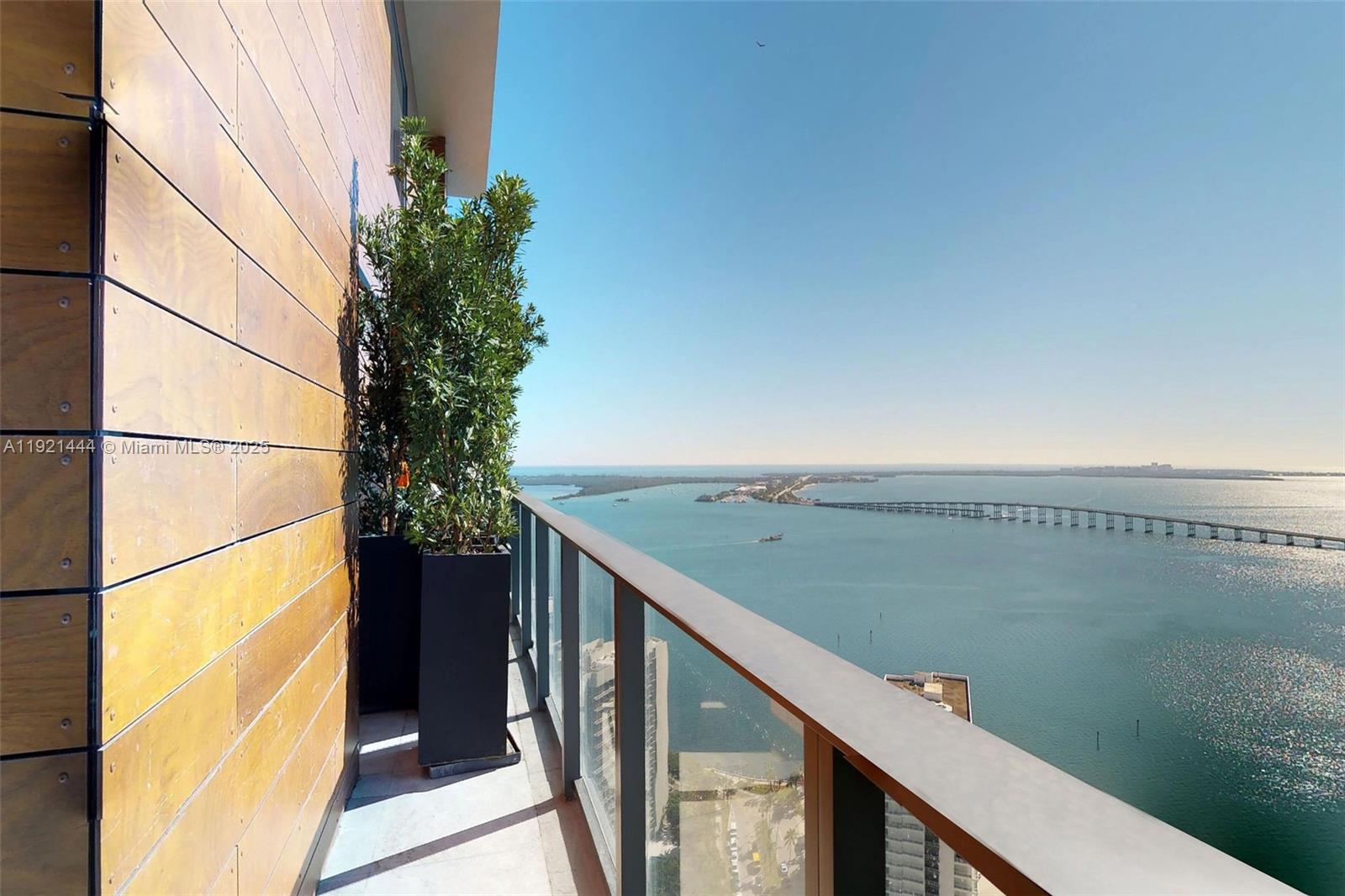 ECHO BRICKELL CONDO - Residential