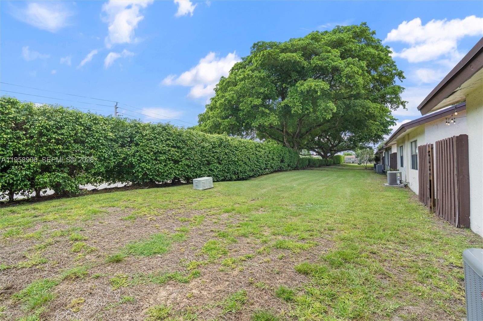 VENETIAN LAKES CONDO - Residential