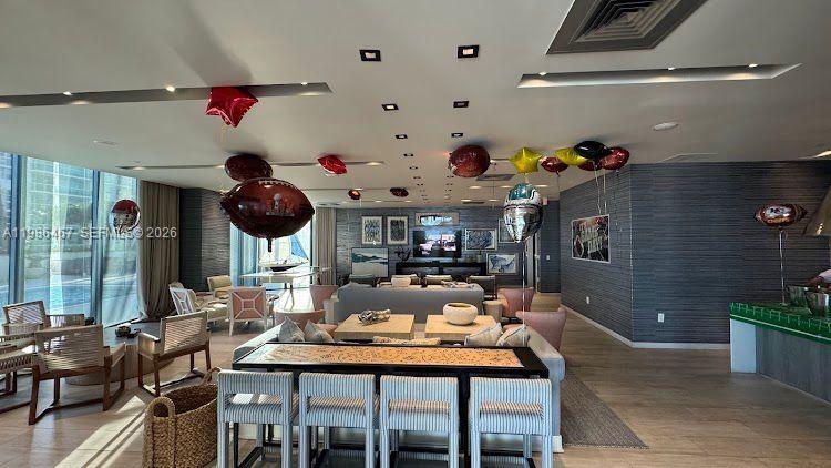 2900 NE 7th Ave 1003