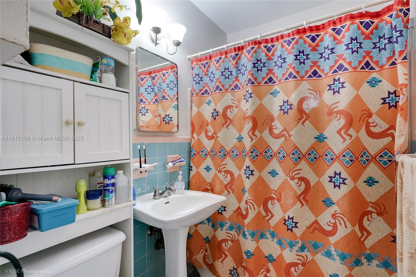 TAMIAMI PINES - Residential Income