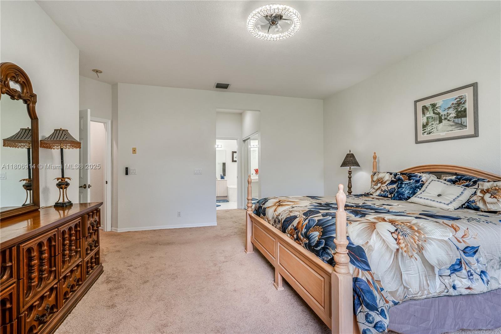 PEMBROKE FALLS - Residential