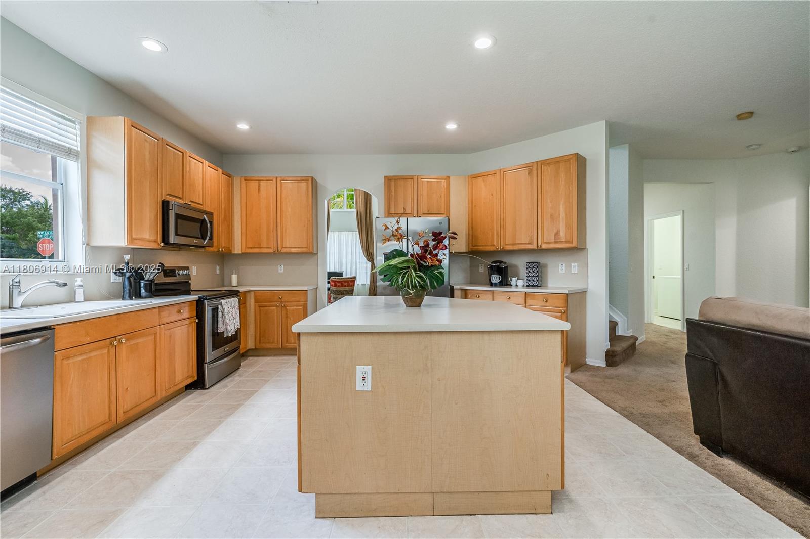 PEMBROKE FALLS - Residential