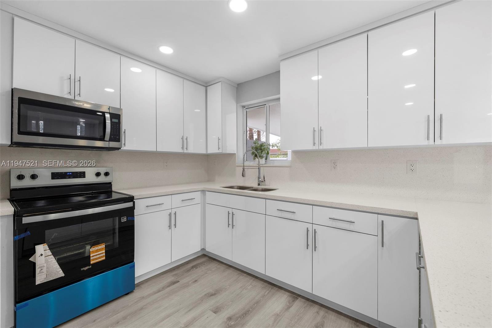 IVES ESTATES SEC 1 - Residential