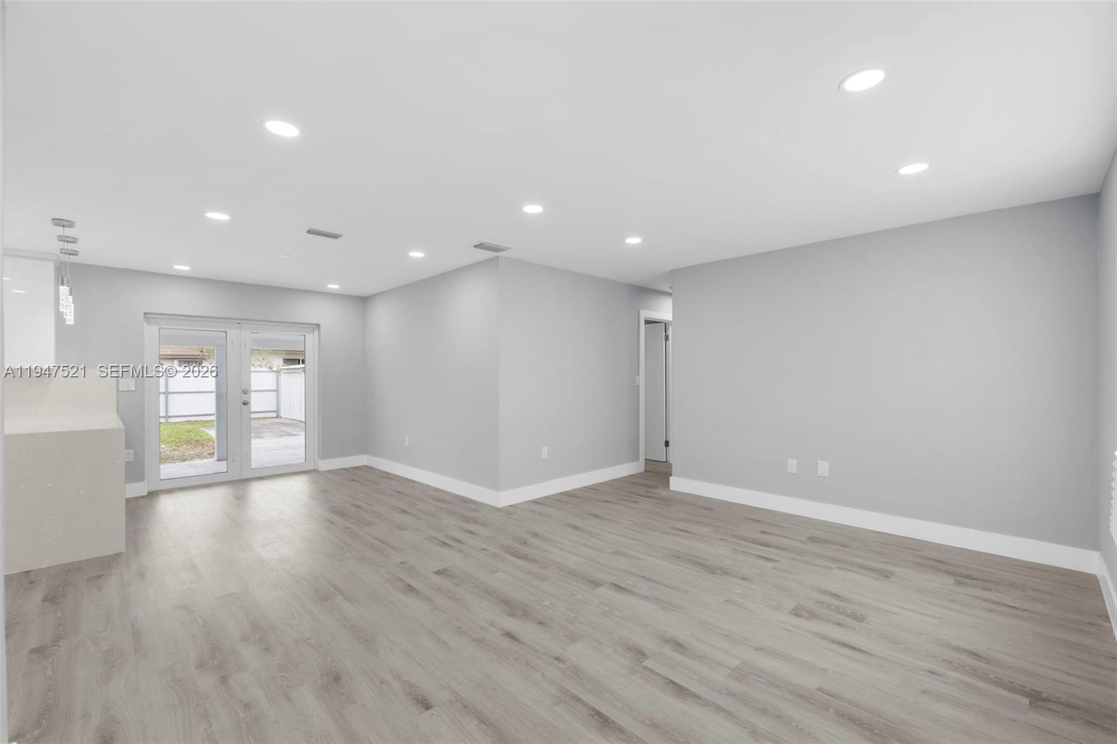 IVES ESTATES SEC 1 - Residential