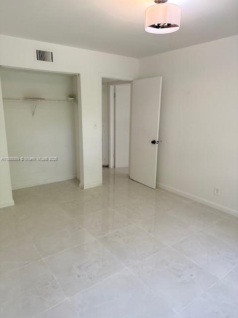 OAKLAND SHORES CONDOMINIU - Residential