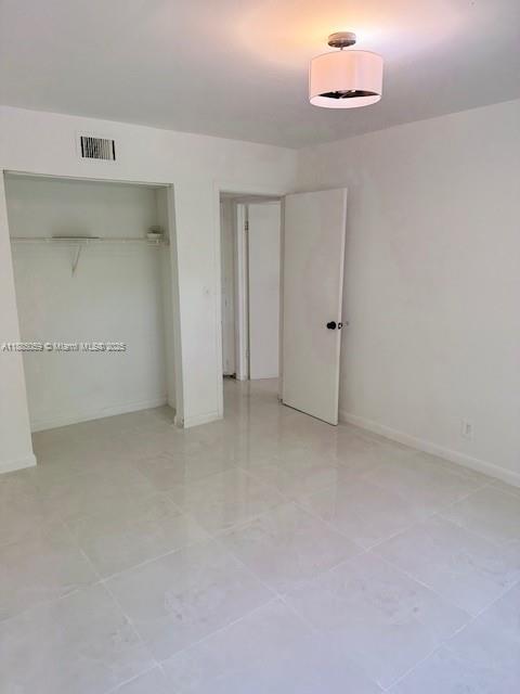 OAKLAND SHORES CONDOMINIU - Residential