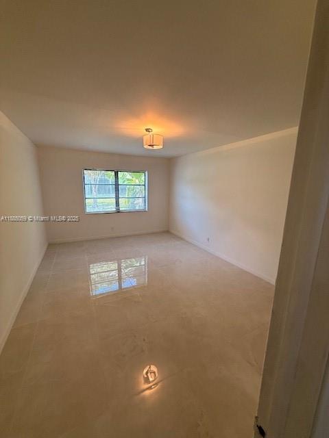 OAKLAND SHORES CONDOMINIU - Residential