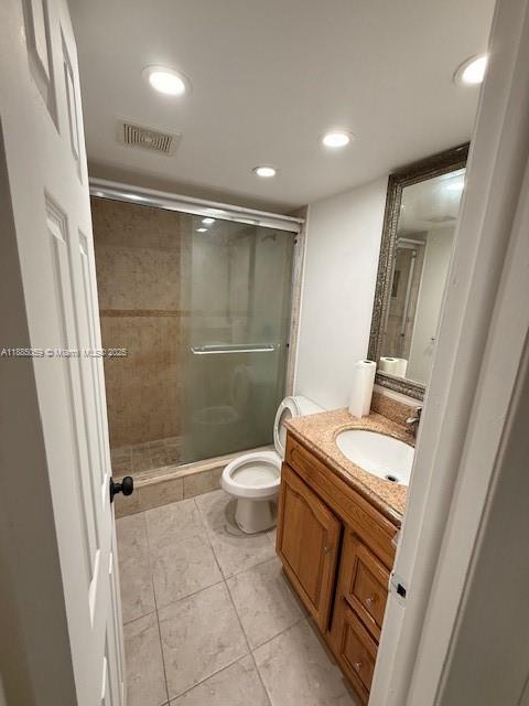 OAKLAND SHORES CONDOMINIU - Residential
