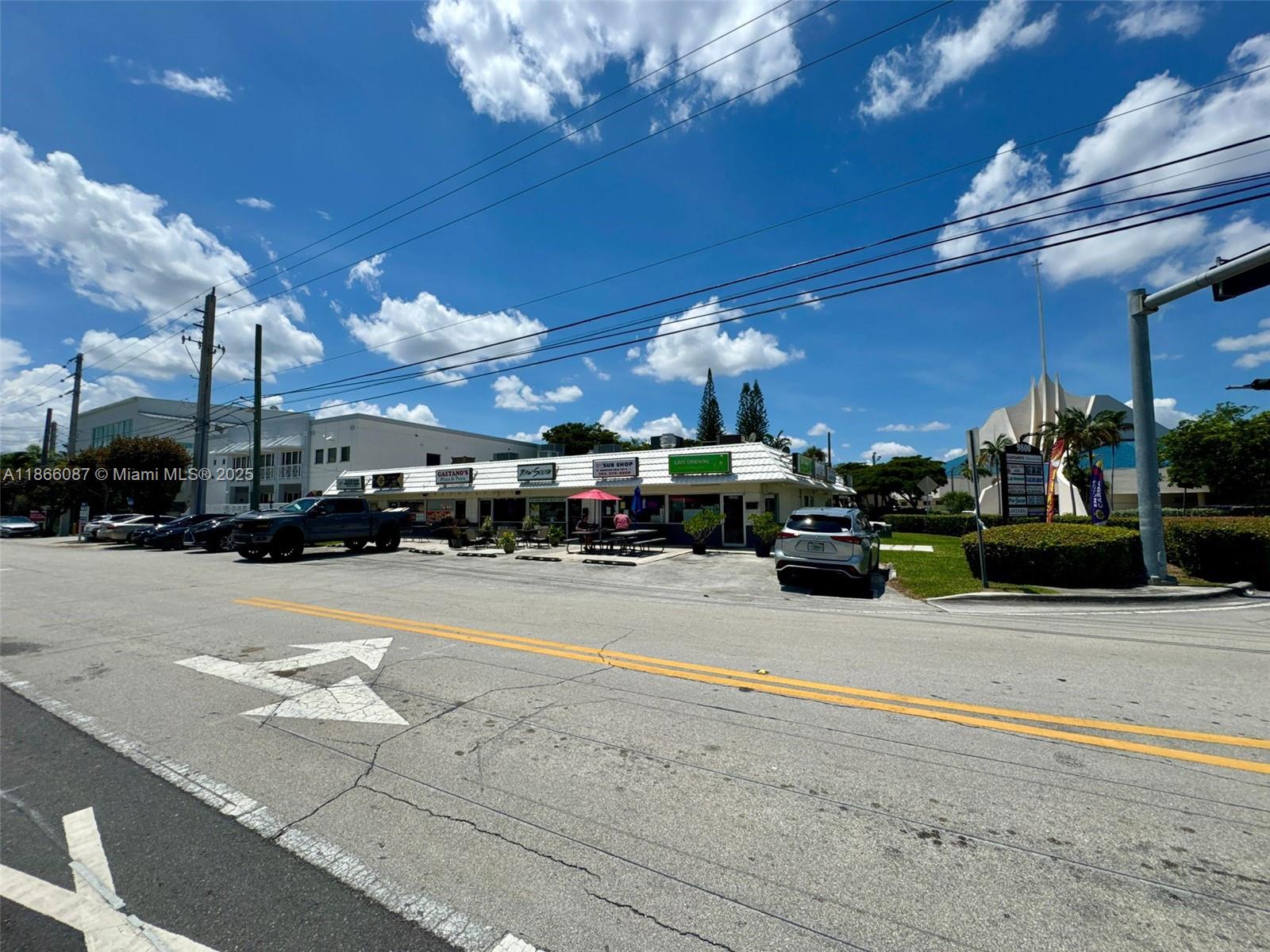 Asian Restaurant With Terrace For Sale Near Dadeland Mall