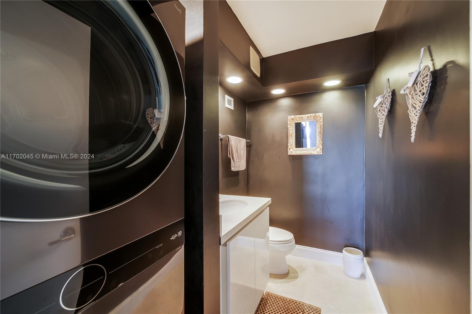 SEACOAST 5700 CONDO - Residential