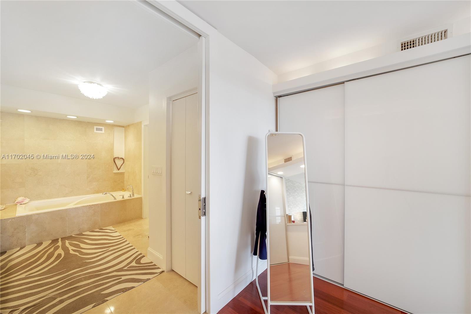 SEACOAST 5700 CONDO - Residential