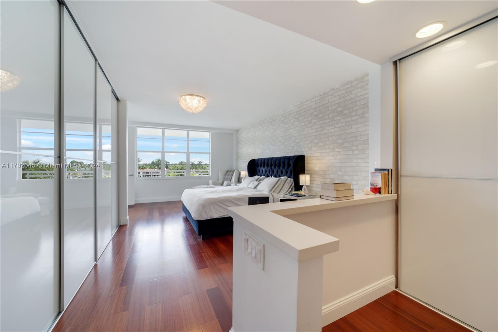 SEACOAST 5700 CONDO - Residential