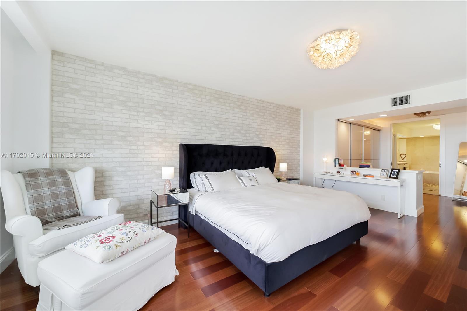 SEACOAST 5700 CONDO - Residential