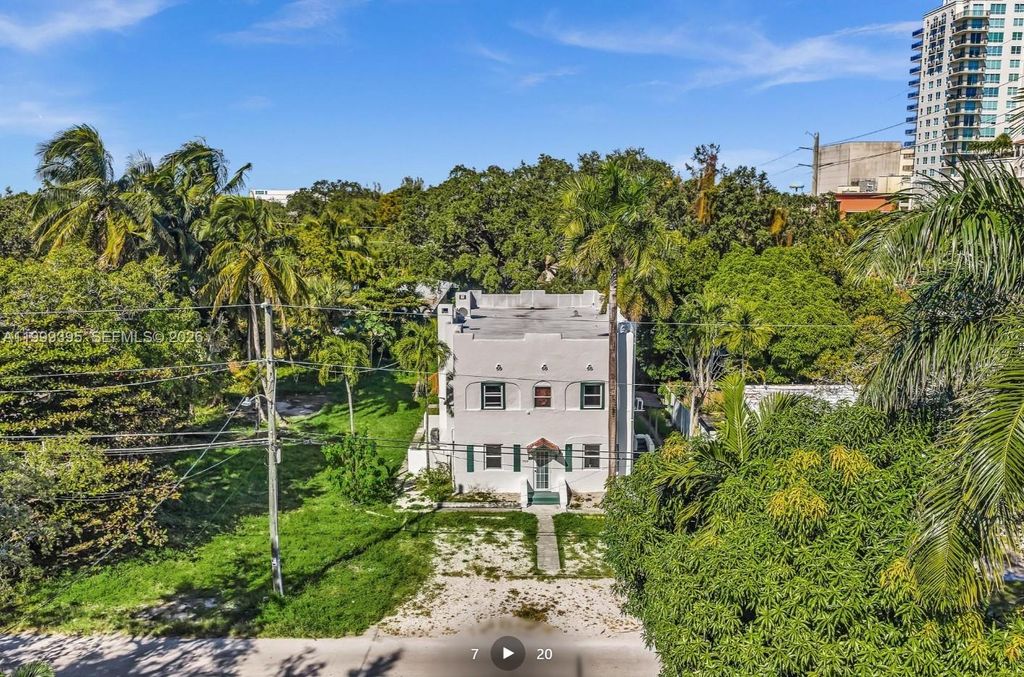 Photo of 709 SW 4th Ct #1-7, Fort Lauderdale, FL 33315 (MLS # A11999395)