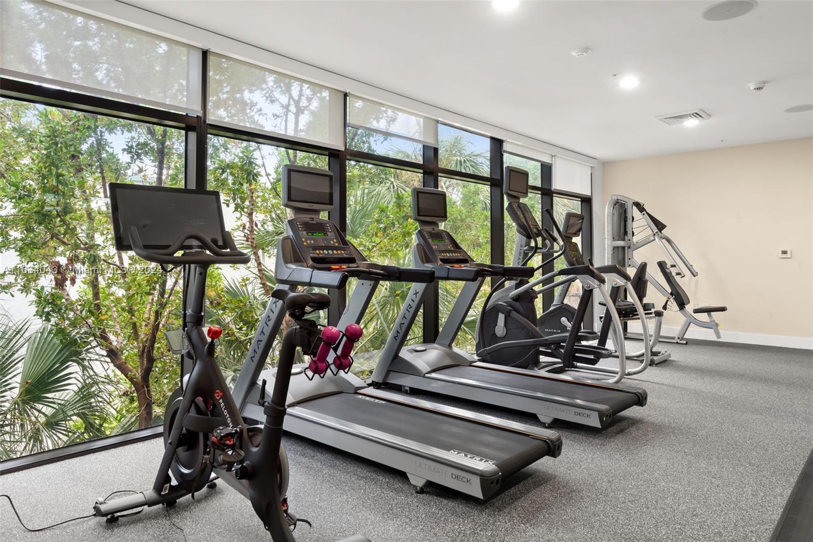 SERENO RESIDENCES CONDO - Residential