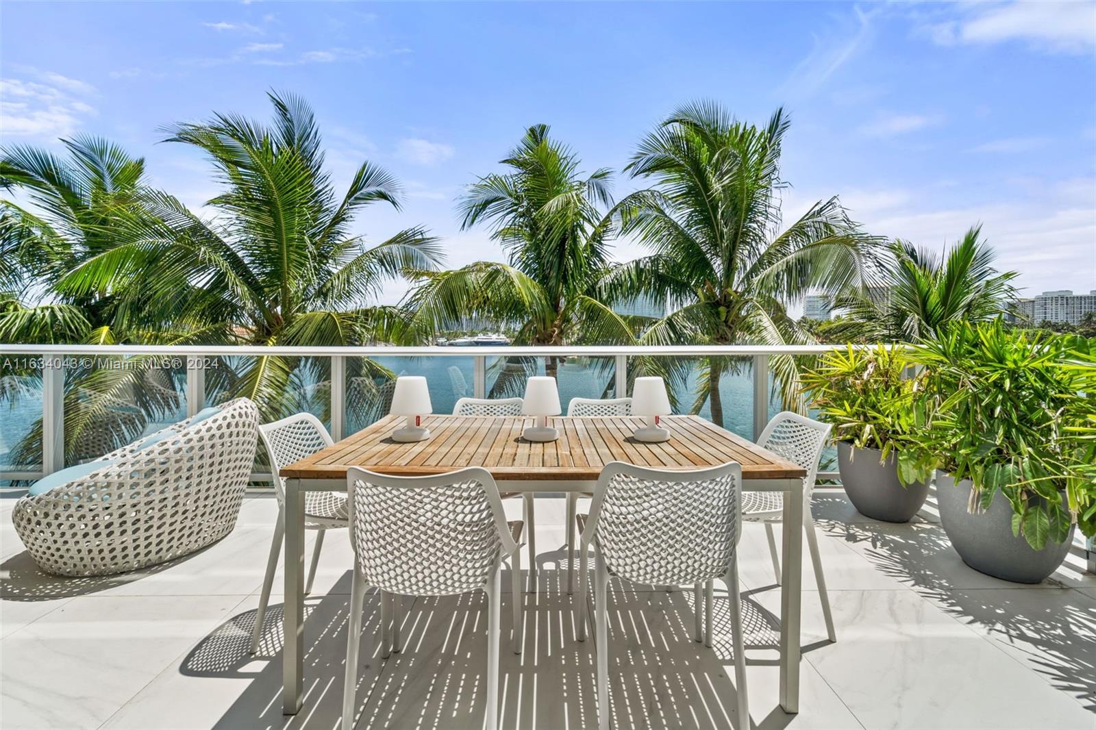 SERENO RESIDENCES CONDO - Residential