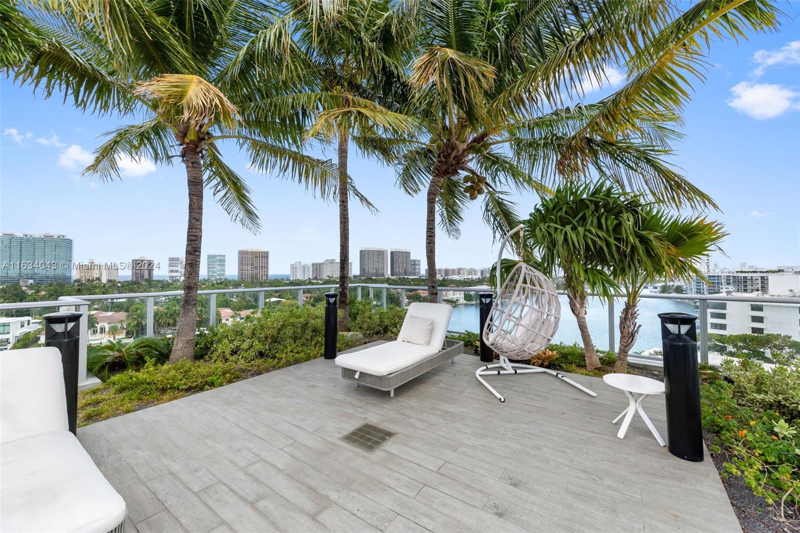 SERENO RESIDENCES CONDO - Residential