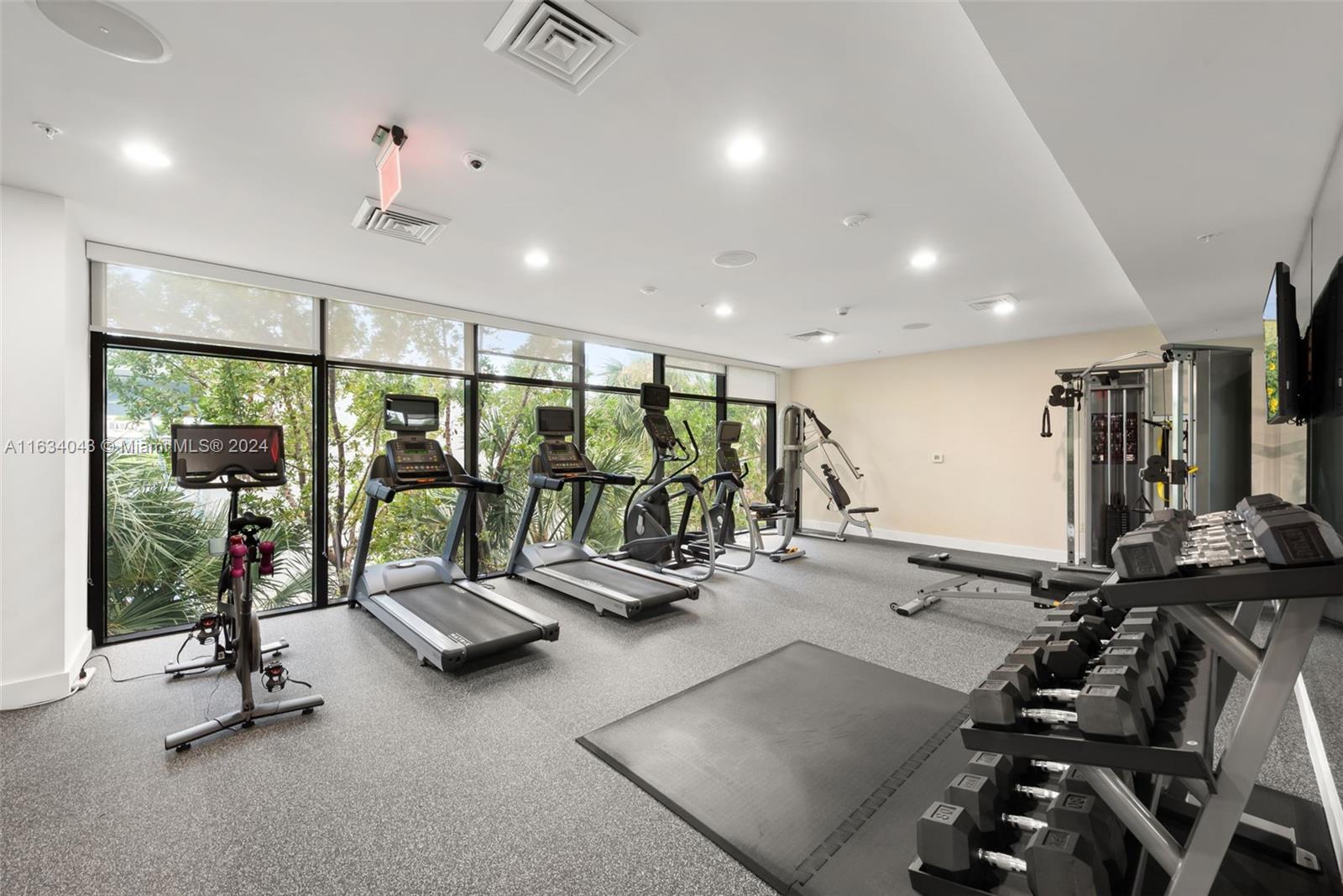 SERENO RESIDENCES CONDO - Residential