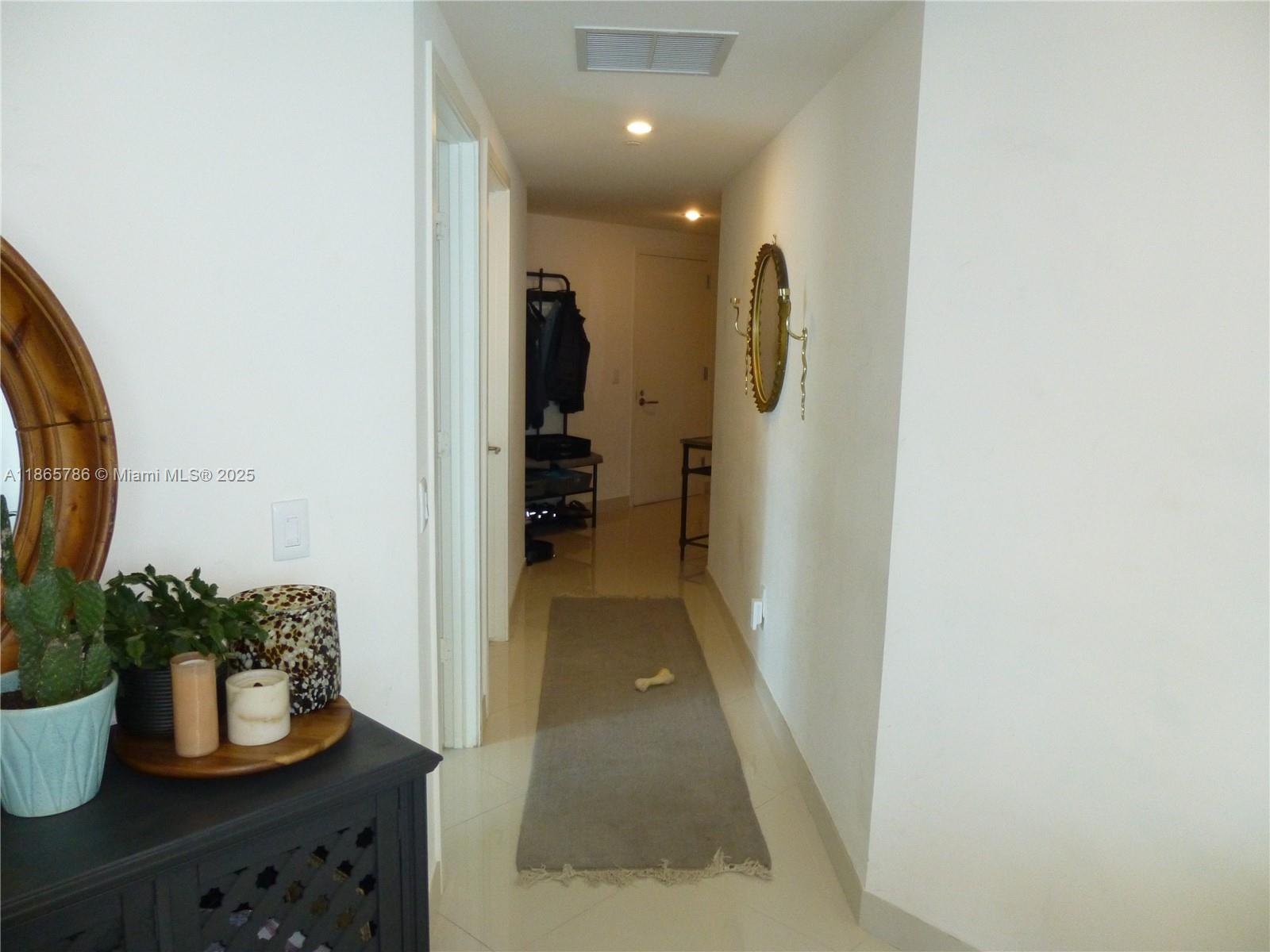 1100 MILLECENTO RESIDENCE - Residential Lease