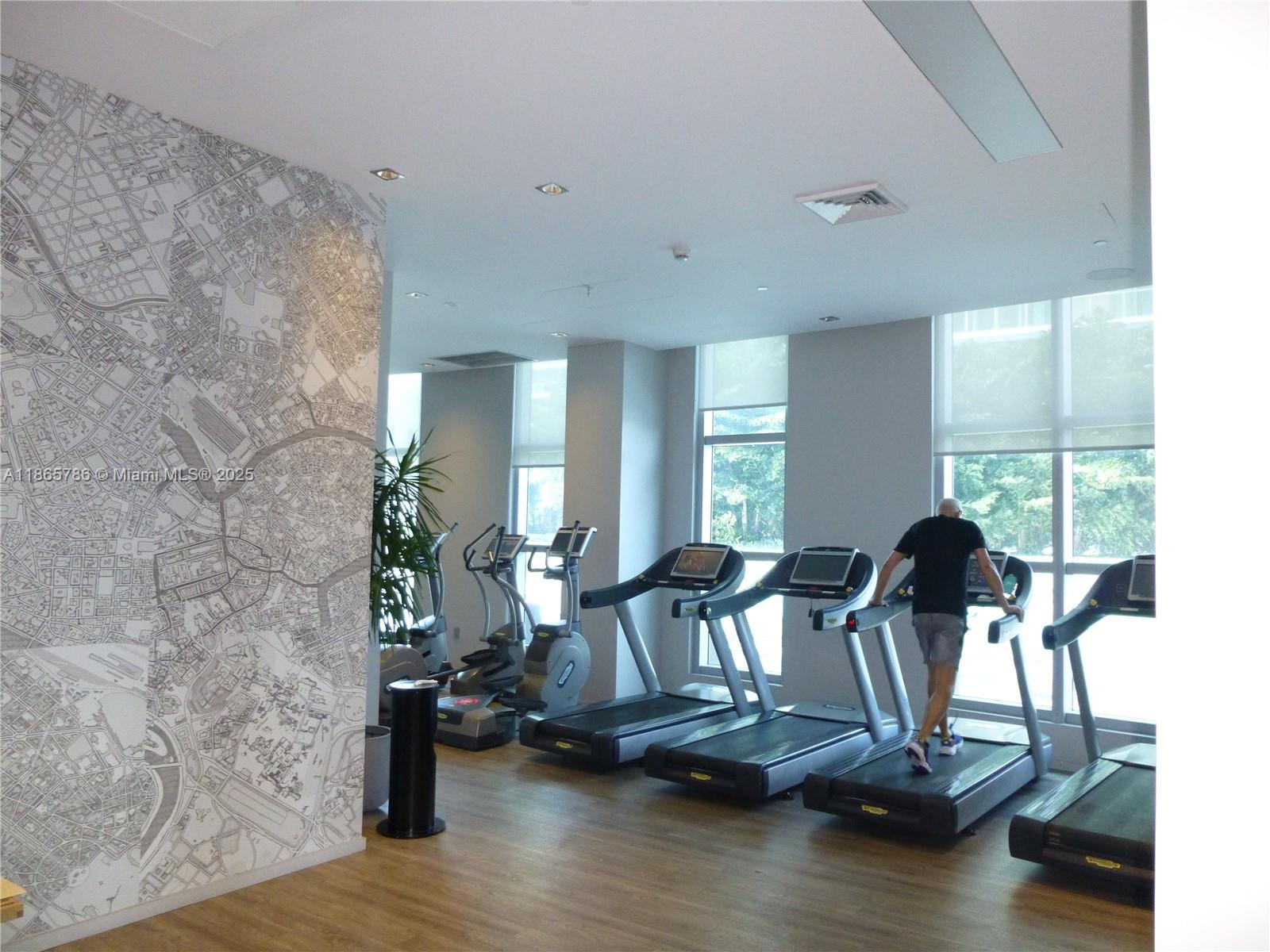 1100 MILLECENTO RESIDENCE - Residential Lease