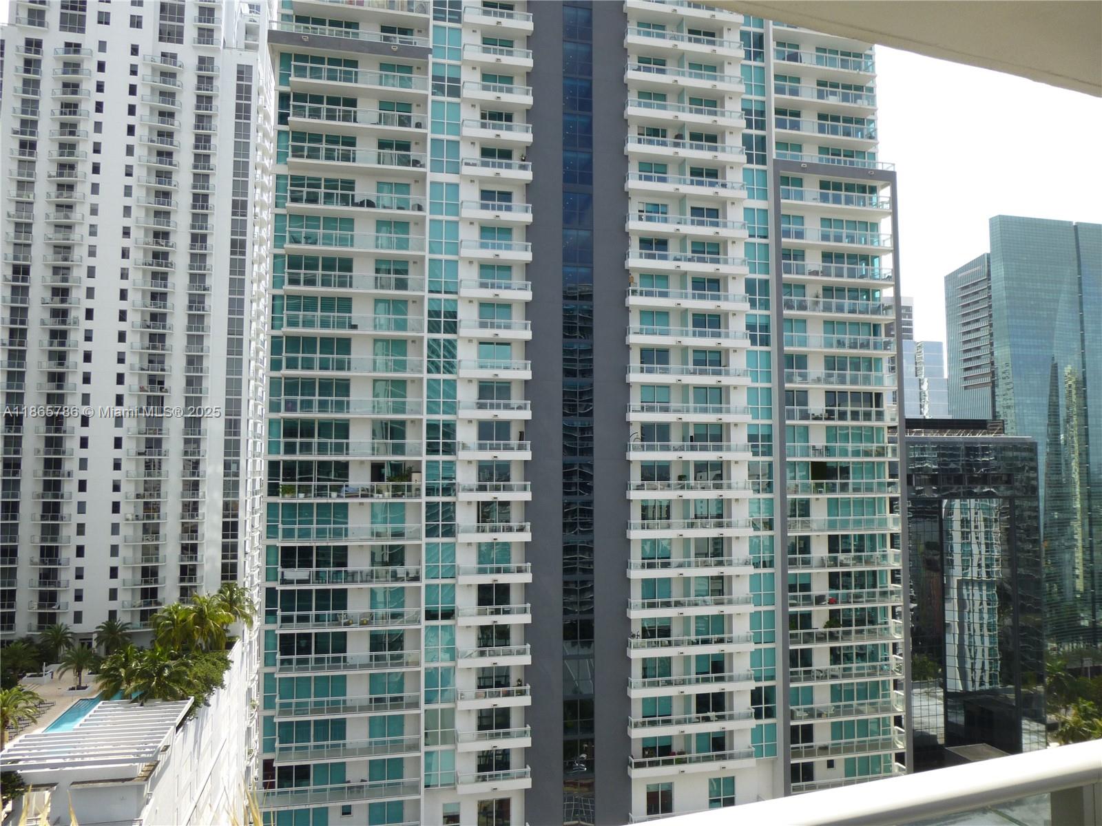 1100 MILLECENTO RESIDENCE - Residential Lease