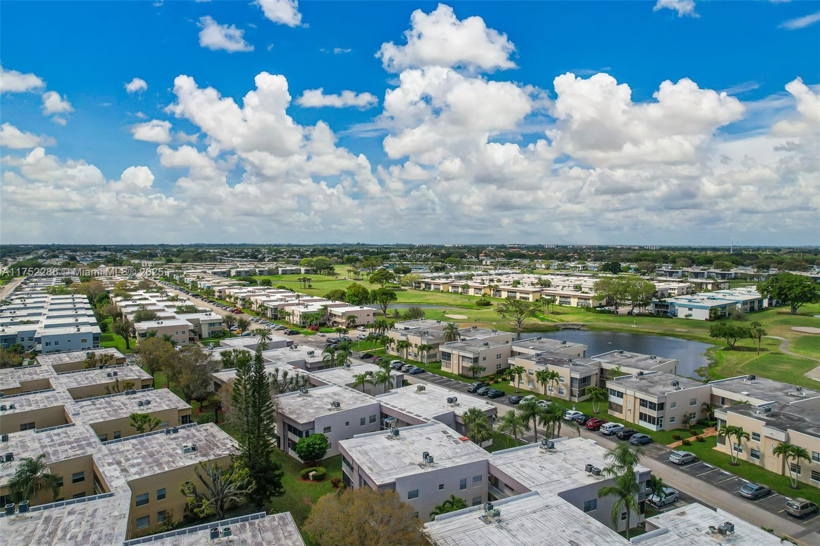 KINGS POINT CAPRI CONDOS - Residential