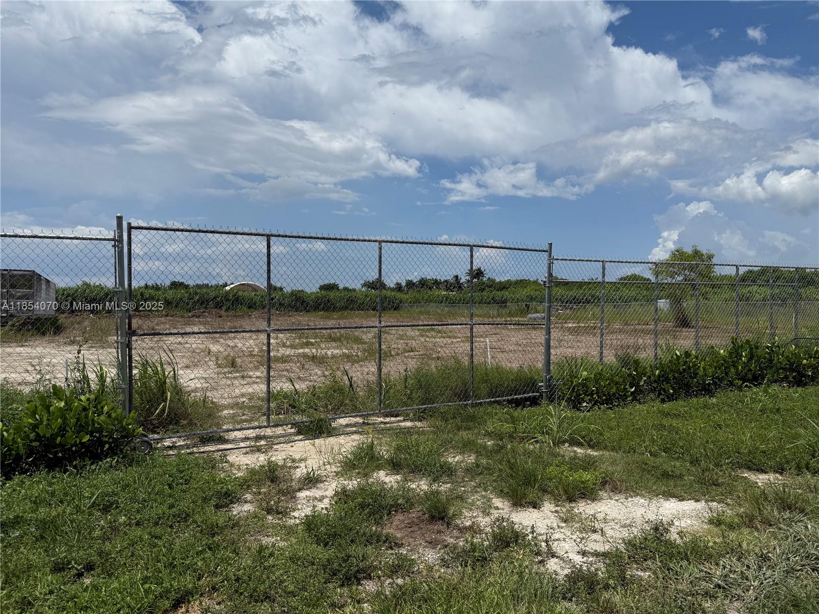 Sw 160th St & Sw 207th Ave